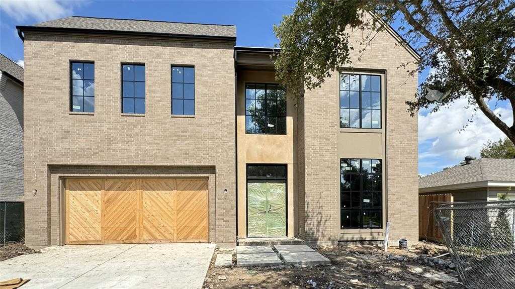 photo 2: 1742 Bayram Drive, Houston TX 77055