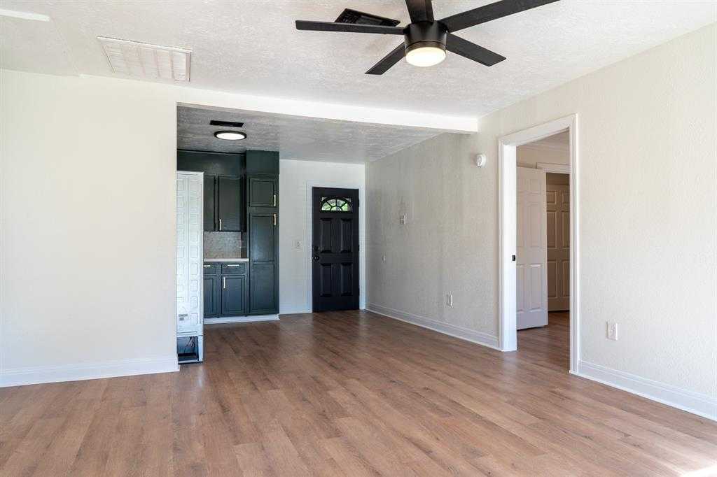 photo 3: 8090 San Diego Street, Beaumont TX 77708