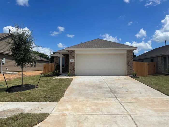 photo 1: 2620 Grace Street, Bay City TX 77414