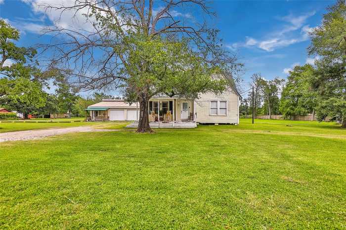 photo 1: 109 Maple Street, Highlands TX 77562