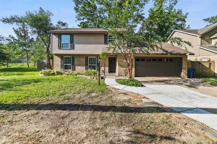 photo 2: 3234 Glade Springs Drive, Houston TX 77339