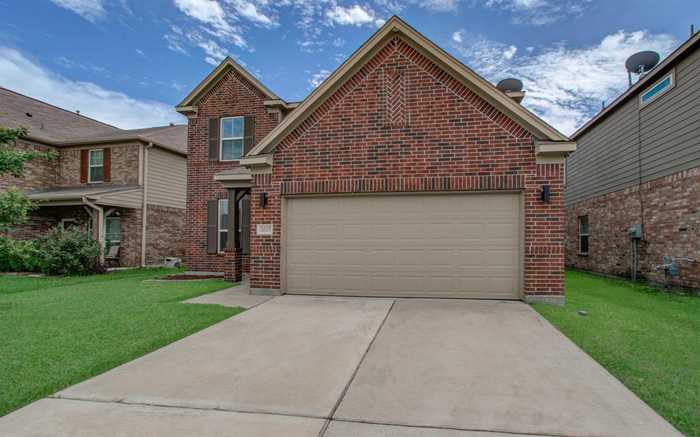 photo 2: 2615 Hunters Side Trail, Fresno TX 77545