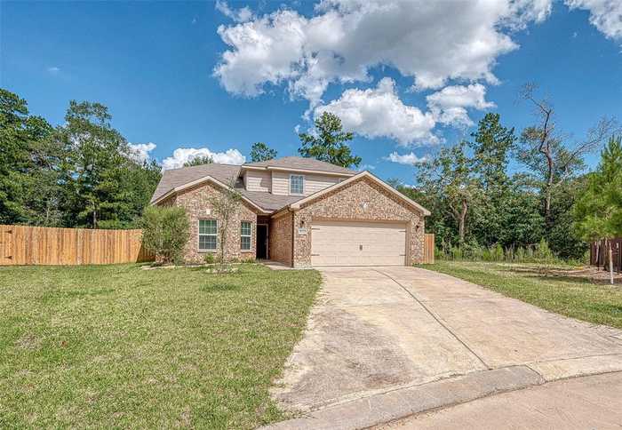 photo 2: 10793 Castle Rock Drive, Cleveland TX 77328