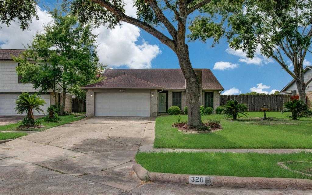 photo 3: 326 Fair Oak Drive, Stafford TX 77477