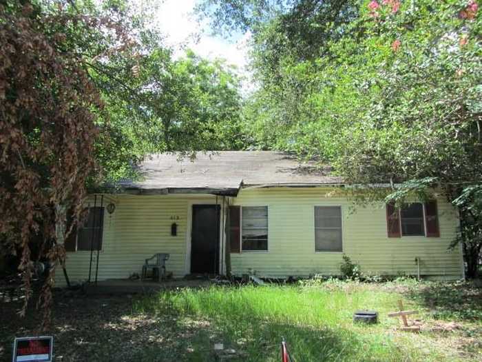 photo 2: 613 9th Street, Huntsville TX 77320