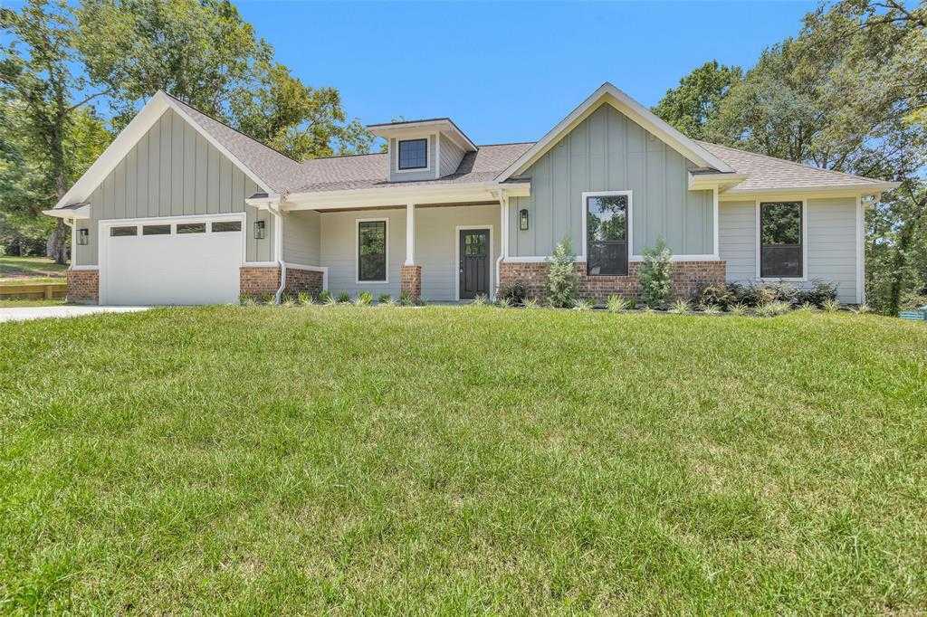 photo 3: 651 Paradise Drive, Coldspring TX 77331