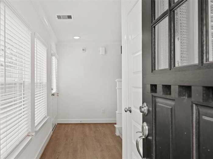 photo 2: 11422 Waterford Spring Trail, Houston TX 77047