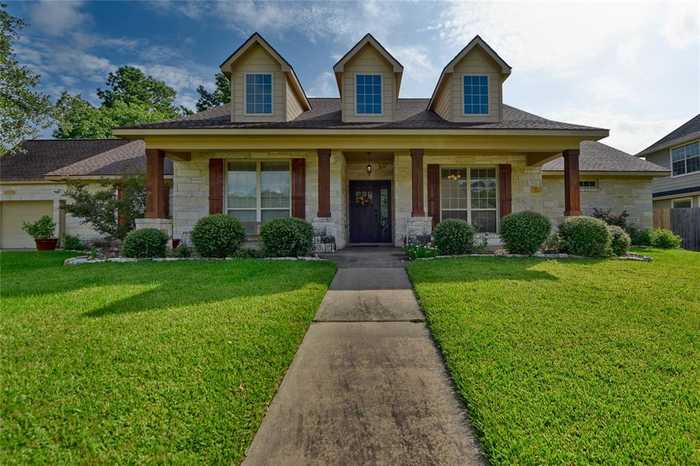 photo 1: 1 Briar Patch Circle, Bellville TX 77418