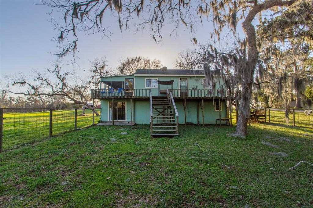 photo 1: 2927 County Road 604, Brazoria TX 77422