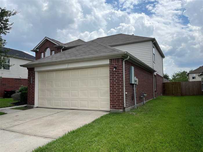 photo 1: 14123 Darrah Drive, Houston TX 77090