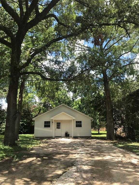 photo 2: 711 Alliance Street, Waller TX 77484