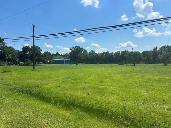 photo 2: 19230 County Road 927b, Alvin TX 77511