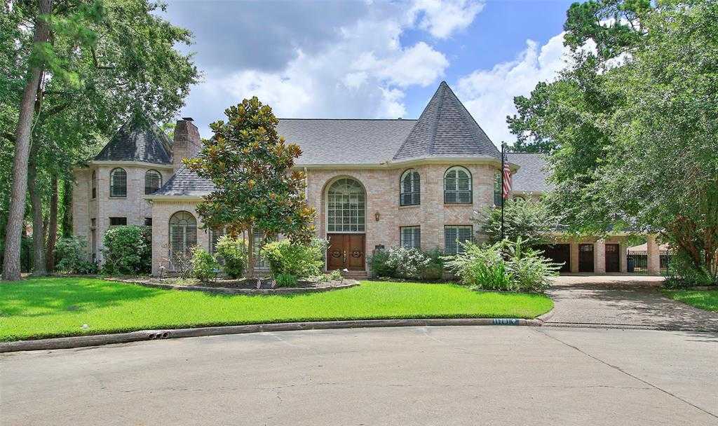 photo 1: 11781 Quail Creek Drive, Houston TX 77070