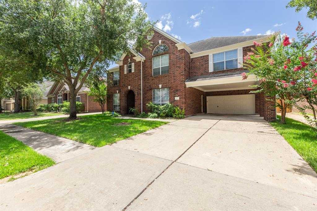 photo 2: 19023 Grove Valley Trail, Houston TX 77084