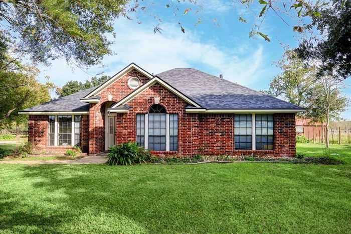 photo 1: 17330 Penick Road, Waller TX 77484