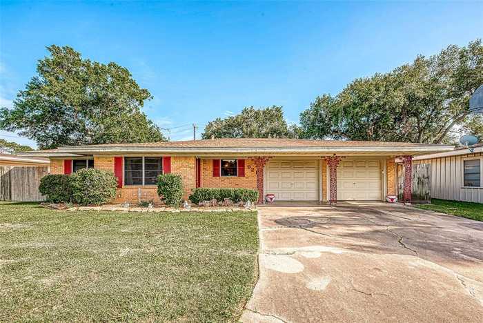 photo 1: 921 Roberts Street, El Campo TX 77437