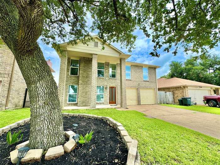 photo 1: 12314 Glenmeadow Drive, Stafford TX 77477