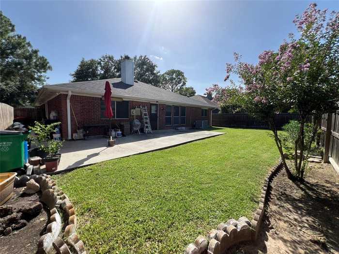 photo 18: 8239 Squires Place Drive, Houston TX 77083