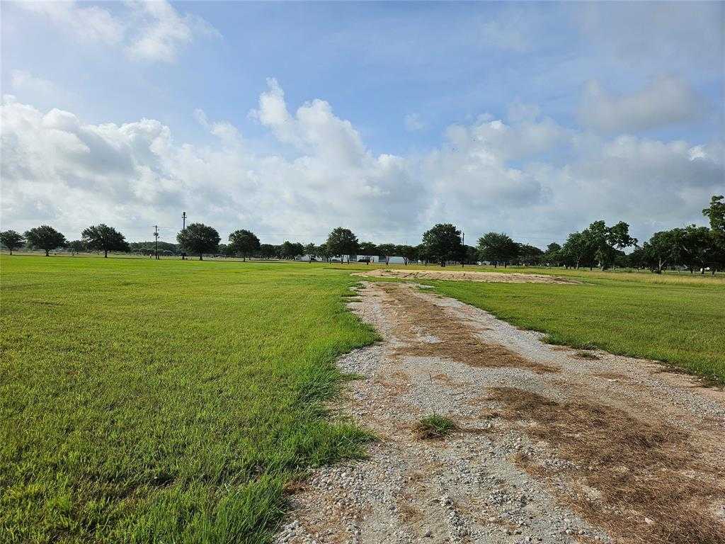 photo 3: Earl Street, El Campo TX 77437