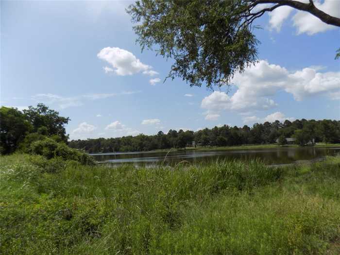 photo 1: 8 N Mill Pond, Trinity TX 75862