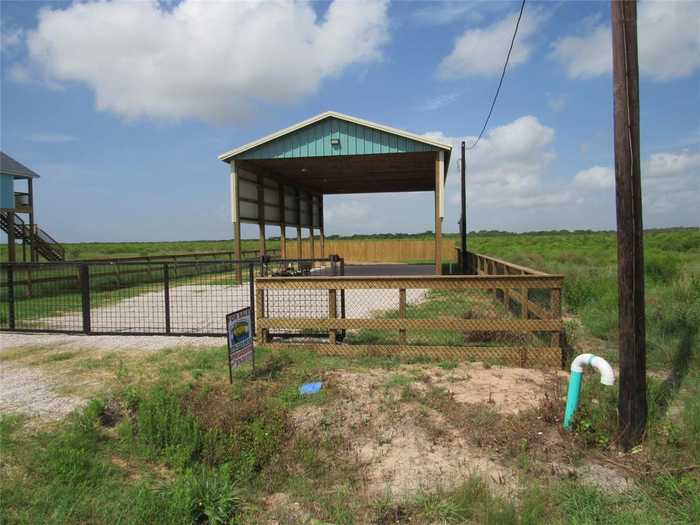 photo 2: 72 County Road 299, Sargent TX 77414