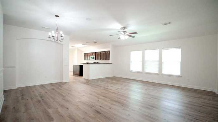 photo 2: 13922 Brayford Place Court, Houston TX 77014