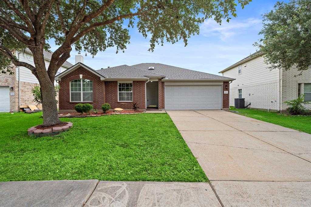 photo 2: 17415 Trace Glen Lane, Houston TX 77083