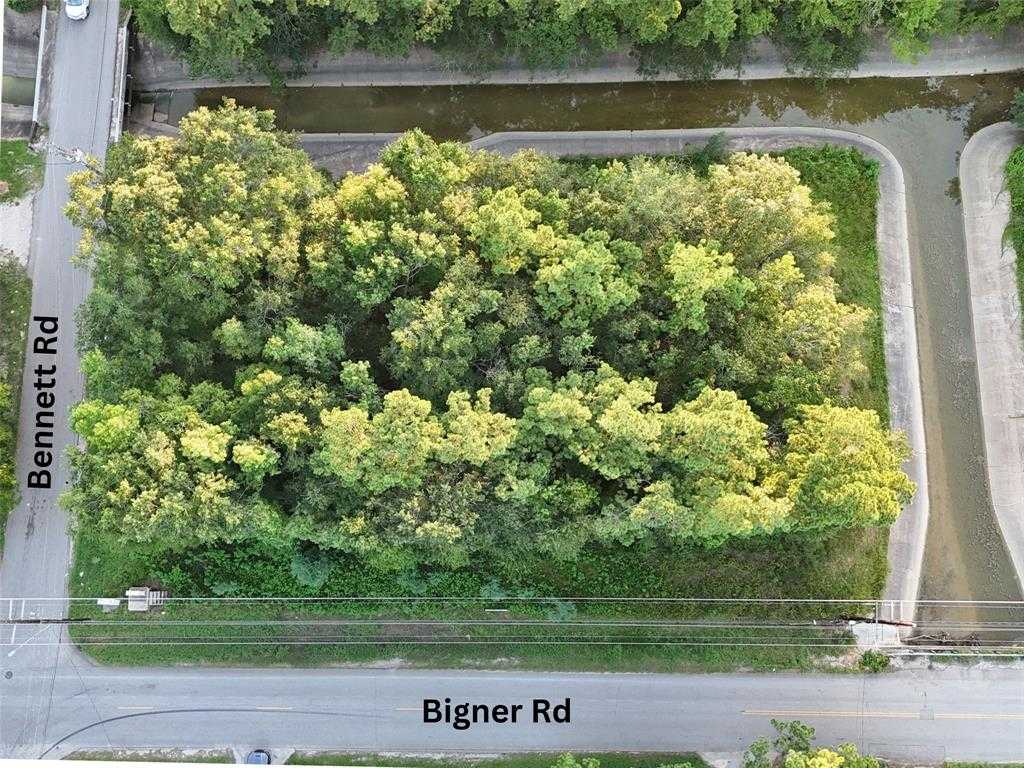 photo 1: Bigner Road, Beaumont TX 77708