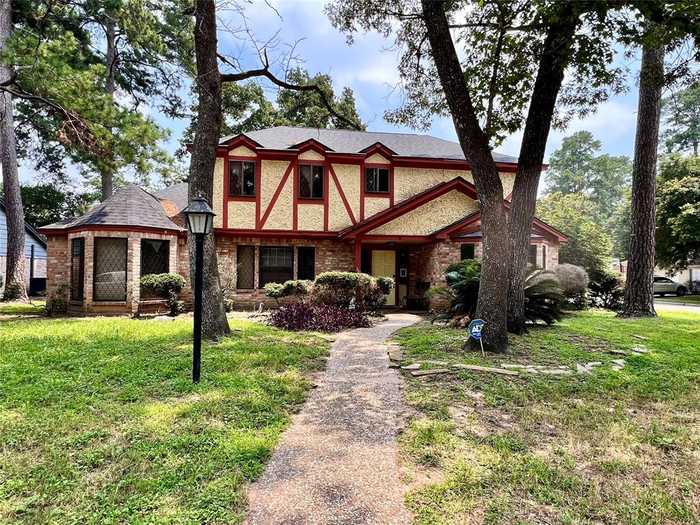 photo 1: 727 Baltic Lane, Houston TX 77090