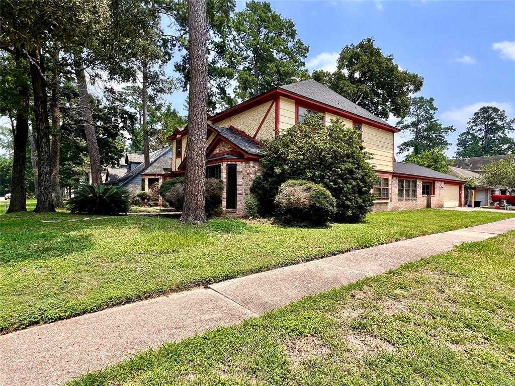 photo 2: 727 Baltic Lane, Houston TX 77090