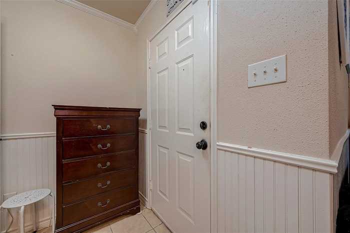 photo 2: 14718 Almond Lake Court, Houston TX 77047