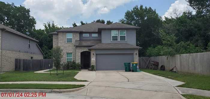 photo 1: 3635 Hidden Cove Drive, Pasadena TX 77504