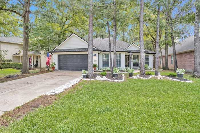 photo 1: 62 N Delta Mill Circle, Conroe TX 77385