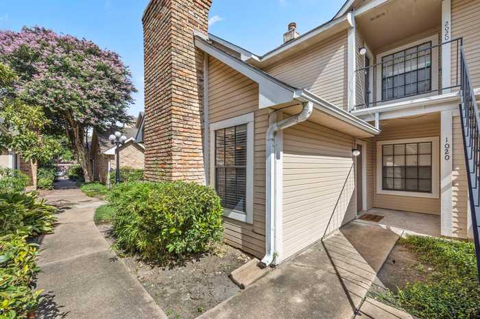 photo 2: 2300 Old Spanish Trail Unit 1020, Houston TX 77054