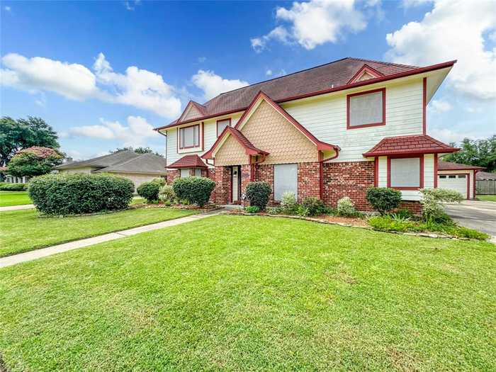 photo 2: 4214 Sha Circle, Pasadena TX 77504