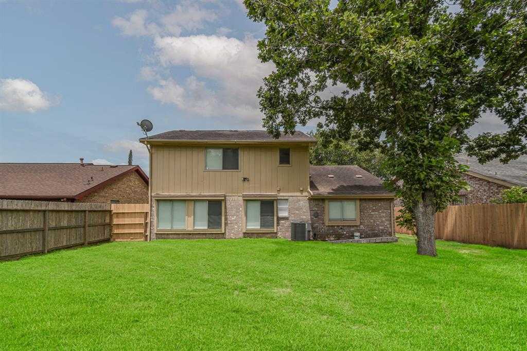 photo 3: 8623 Bolington Drive, Houston TX 77083