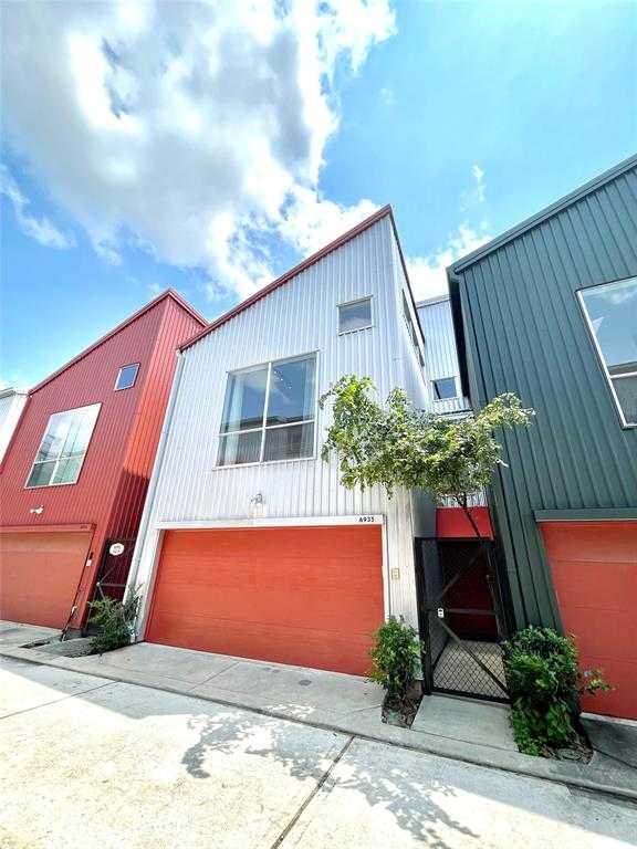 photo 1: 6935 Ardmore Street, Houston TX 77054