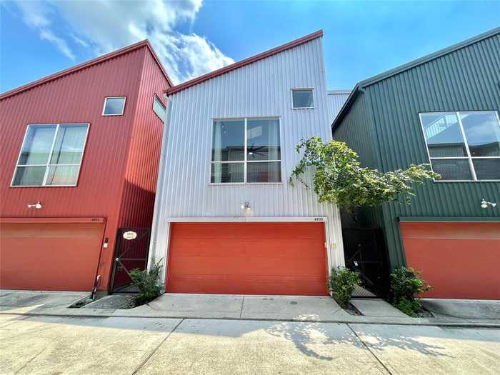 photo 2: 6935 Ardmore Street, Houston TX 77054