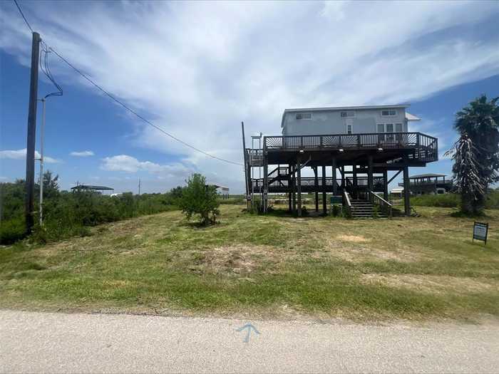 photo 1: 1080 Mabry Street, Gilchrist TX 77617