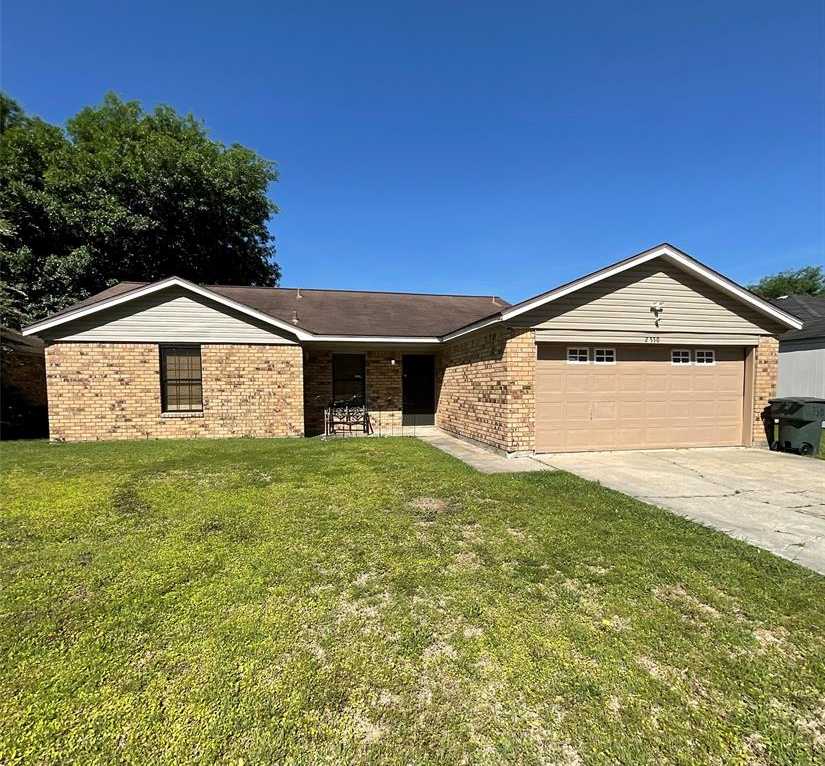 photo 1: 2330 Somerset Street, Beaumont TX 77707