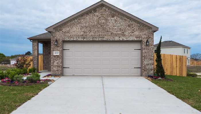 photo 2: 24709 Thornbluff Briar Trail, Huffman TX 77336