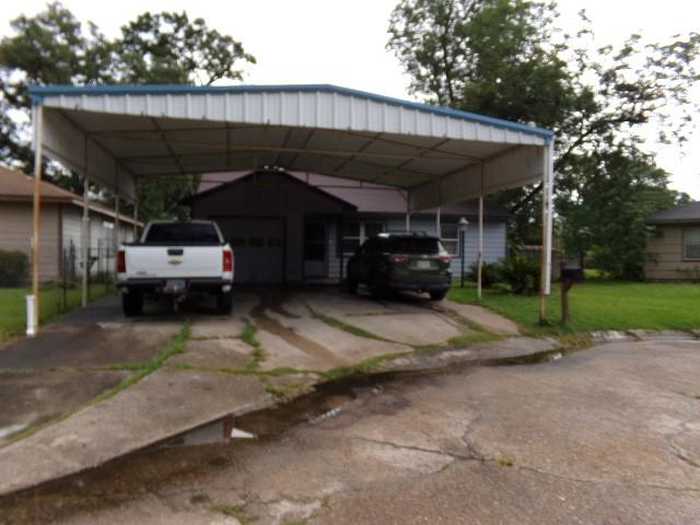 photo 2: 722 Woodhue Street, Channelview TX 77530