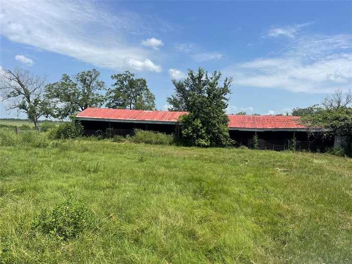 photo 11: 400 Sawmill Road, Needville TX 77461