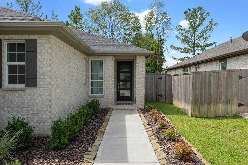 photo 3: 110 Passion Flower Cove, Montgomery TX 77316