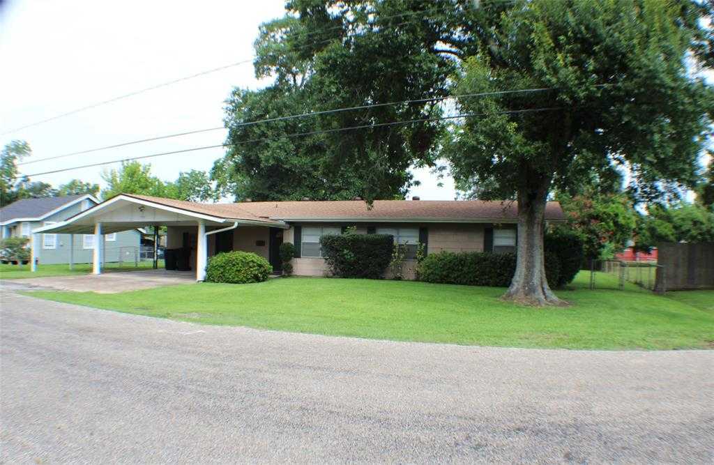 photo 1: 722 Atlanta Avenue, Nederland TX 77627