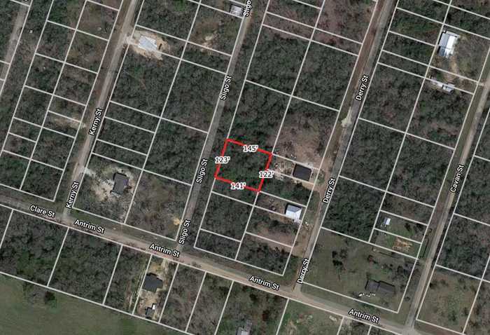 photo 2: 120 Sligo Street, Waller TX 77445