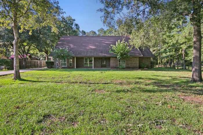 photo 1: 13450 Thousand Oaks Drive, Bevil Oaks TX 77713