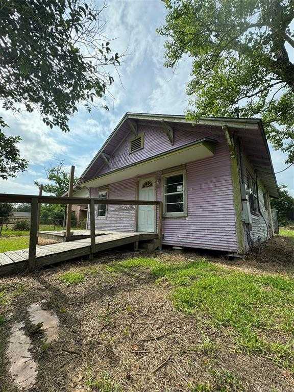 photo 3: 1403 W Curtis Avenue, Orange TX 77630