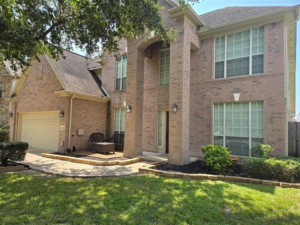 photo 2: 6006 Lacey Oak Drive, Pasadena TX 77505