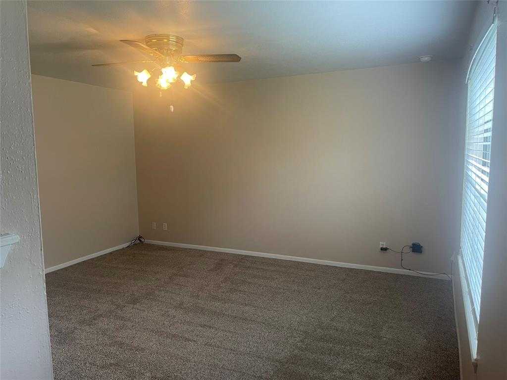 photo 3: 813 Clubside Drive, East Bernard TX 77435